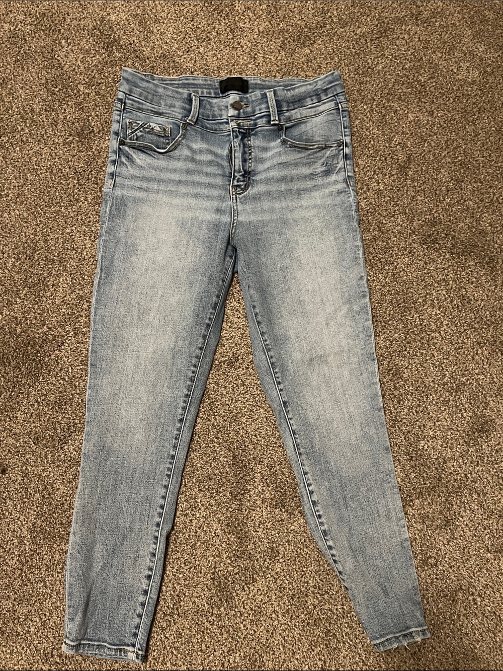 Buckle Black Fit No. 75 Ankle Skinny Jeans Light Wash